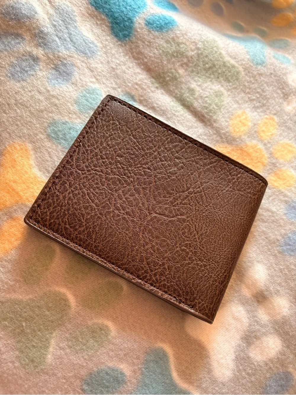 Brown Men's Leather Bi-Fold Wallet - Unbranded